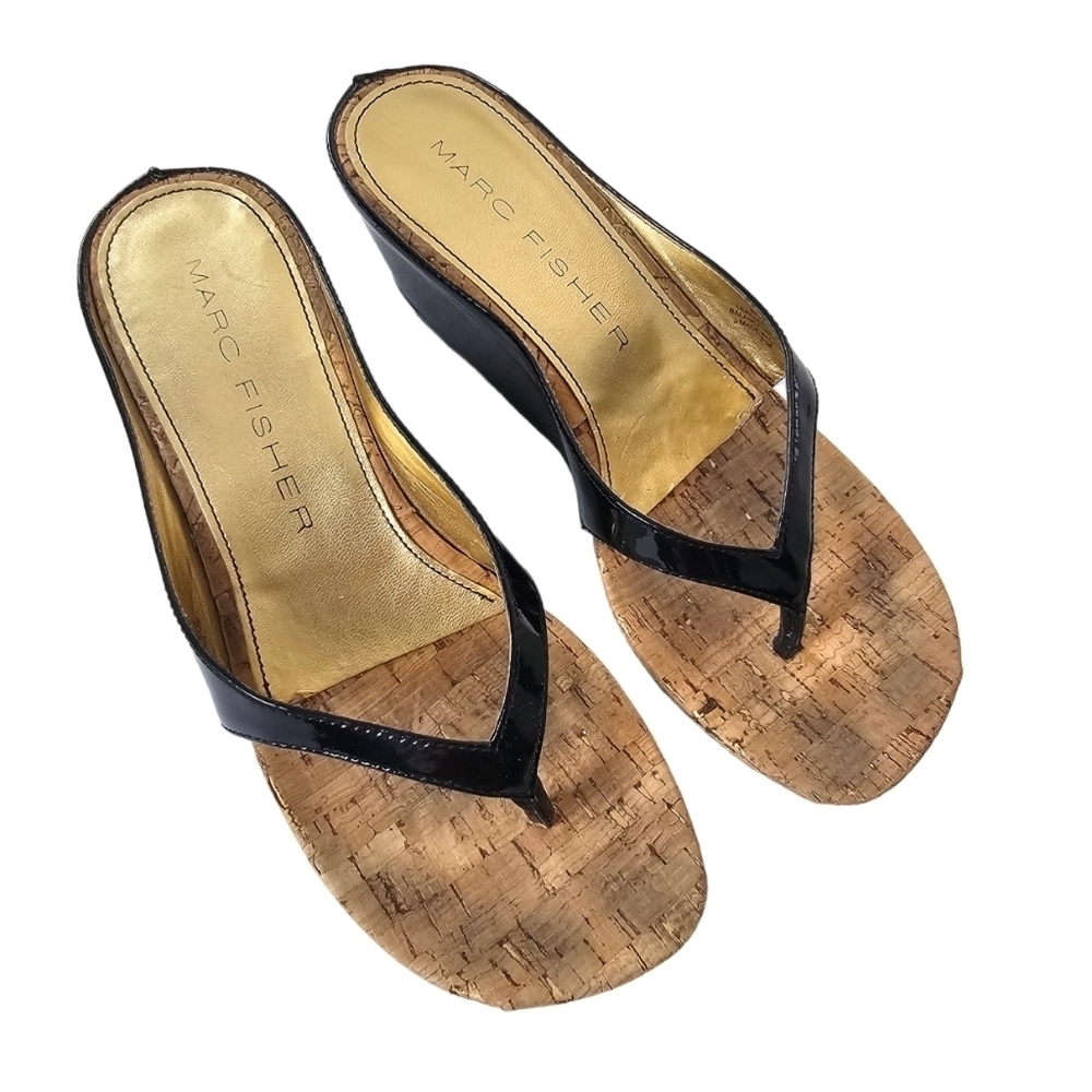 Marc Fisher Black Patent Cork Wedge Thong Sandals Size 7 Slip-On Open Toe